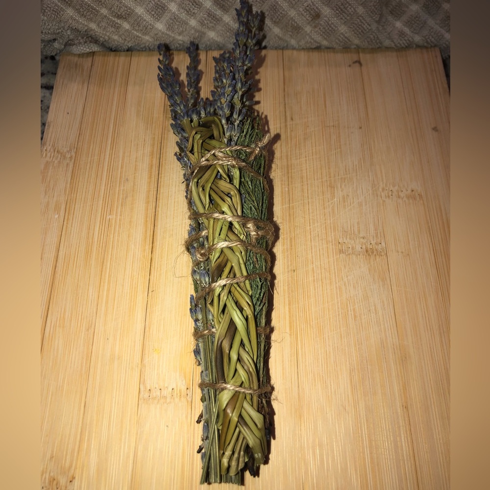 Organic, Sweet Grass, Lavender, Evergreen